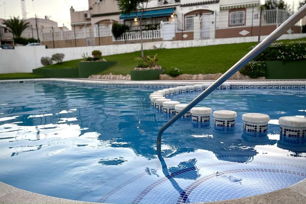 Lux Apartment Lago Jardin, 2, Torrevieja อาลิกันเต ภายนอก รูปภาพ