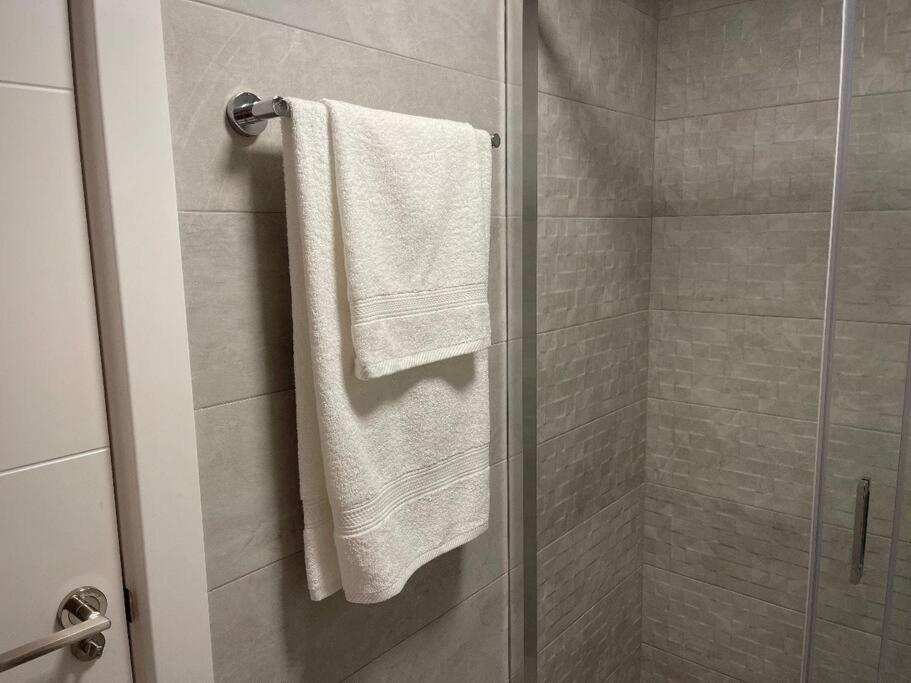 Lux Apartment Lago Jardin, 2, Torrevieja อาลิกันเต ภายนอก รูปภาพ